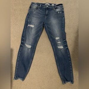 KanCan Light Blue Distressed Denim sz 29